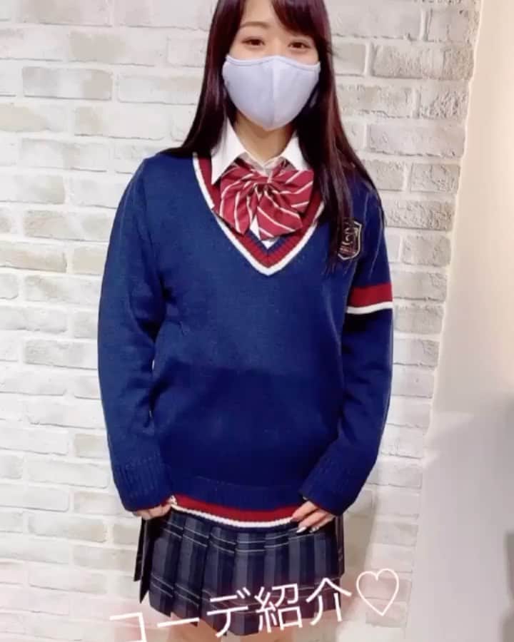のインスタグラム：「いいね押してね⸜(๑´꒳`๑)︎⸝‍   #conomi #高校生 #jk #これがこう #なんちゃって制服 #制服 #可愛い #女の子 #思い出 #冬 #コーデ #制服ディズニー #写真 #ポートレート撮影 #jkにしかできないこと #jkブランド #japan #tokyo #boy #girl #likeforlikes #follow #followme #l4l #f4f #boy #girl  #韓国 #リール」