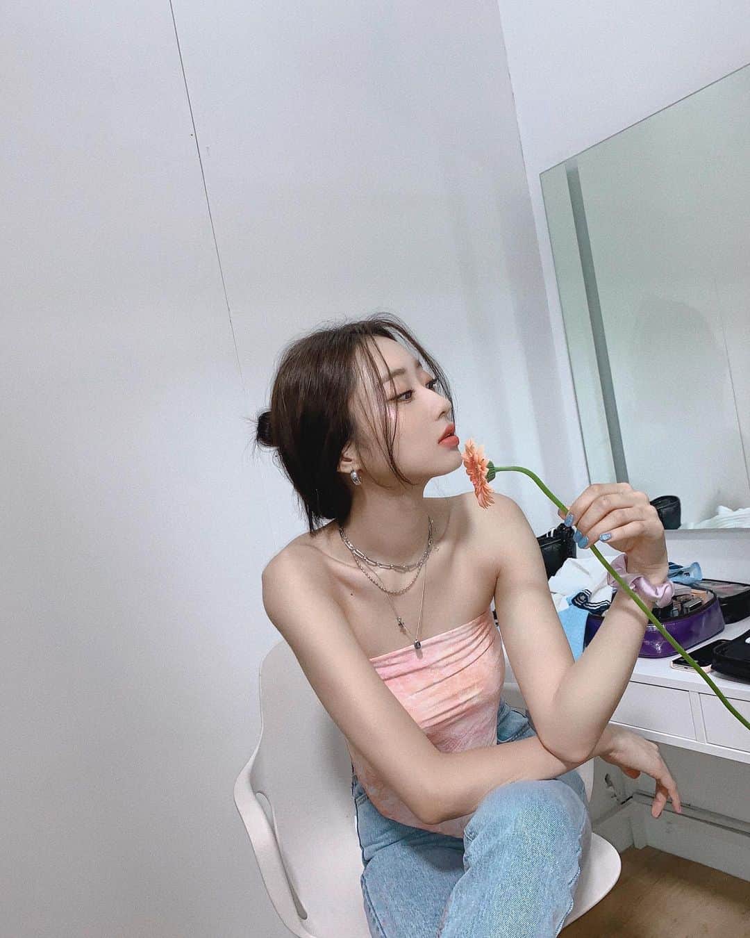 ギョンリ のインスタグラム：「지난 계절🌷,」