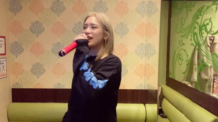 acaneのインスタグラム：「#acanecover  『LAST CHRISTMAS / EXILE』  もうすぐクリスマスやね🎄 みんな恋人とか家族と 過ごすんかなあ〜？😚💜  #lastchristmas #EXILE #acane」