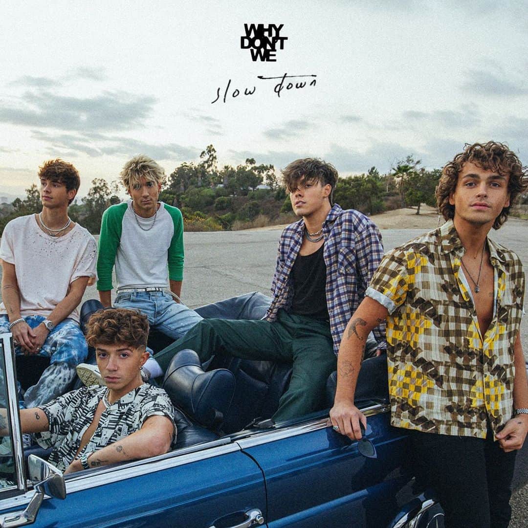 Jonahmaraisのインスタグラム：「our song “slow down” is out now! i honestly could listen to this one on repeat all day and never get bored of it. #SlowDownOutNow」