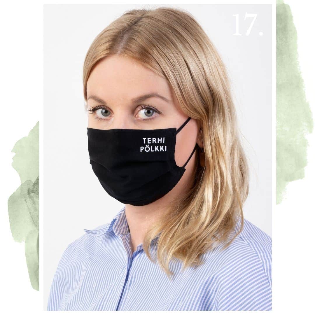 テーリポルキのインスタグラム：「ADVENT CALENDAR #17 🕯 Free mask to every purchase 💫⠀⠀⠀⠀⠀⠀⠀⠀⠀  Today we give a face mask for free when buying shoes or accessories. The face mask is made of cotton and it has a detachable metal nose strap that allows to shape the mask as tight as possible. The offer is valid only today 17.12. or as long as stocks lasts both online and in our store.⠀⠀⠀⠀⠀⠀⠀⠀⠀ ⠀⠀⠀⠀⠀⠀⠀⠀⠀ #TERHIPÖLKKI #terhipölkkistore #finnishdesign #sustainable #footwear #christmas #calendar #christmascalendar」