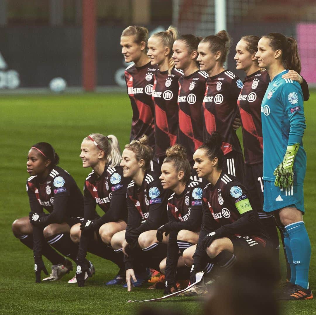 Lina Magullのインスタグラム：「Always better together 🌟 #team #loveit」