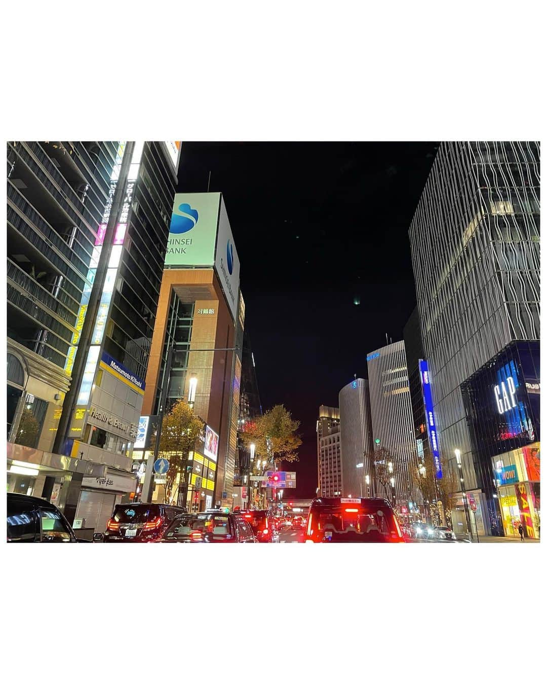 M'sブライダルさんのインスタグラム写真 - (M'sブライダルInstagram)「夜の銀座 22時🌙 #銀座#夜の銀座 #並木道 #ドライブデート #カップル #出会い #デートスポット#お見合い#結婚#婚活#結婚相談所#エムズブライダル #エムズブライダルジャパン🌺」12月18日 0時15分 - msbridal_pr