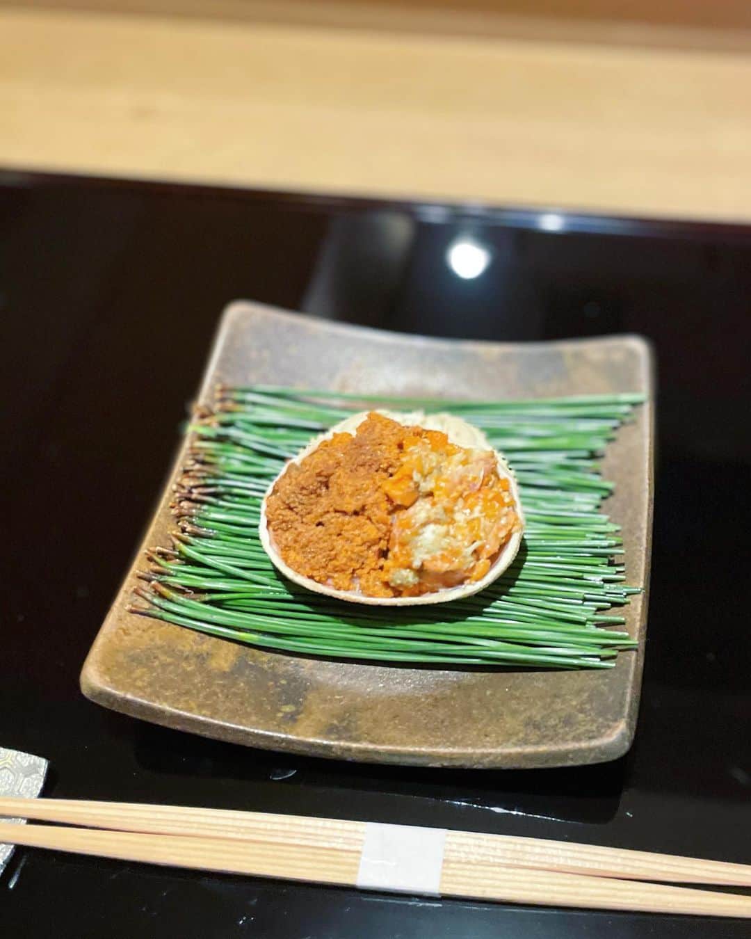 星読みプリンセス・エリ様さんのインスタグラム写真 - (星読みプリンセス・エリ様Instagram)「今日は主人と『銀座とよだ』 @ginzatoyoda でディナー♡﻿ ﻿ 『銀座とよだ』は、ミシュランに2008年から14年間掲載されている銀座の日本料理店。﻿ 四季折々の旬の食材をふんだんに使ったお料理が頂けます🇯🇵﻿ ﻿ ﻿ 車で来たので、2人ともソフトドリンクで乾杯🥂﻿ 大好きな香箱蟹、最高だったー🦀💕💕﻿ ﻿ お料理が美味しいのはもちろん、食後のデザートも美味しくて、甘党の私は大満足♡﻿ ﻿ ご馳走様でした✨✨﻿ ﻿ ﻿ #銀座とよだ#銀座日本料理#懐石#懐石料理﻿ #東京グルメ#銀座懐石料理 #銀座グルメ﻿ #銀座ディナー#銀座デート#グルメ女子﻿ #ミシュラン東京#ミシュラン掲載店」12月18日 0時11分 - eri.princessmind