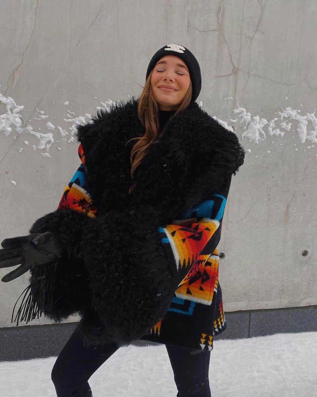We Wore Whatのインスタグラム：「Snow day 😆」