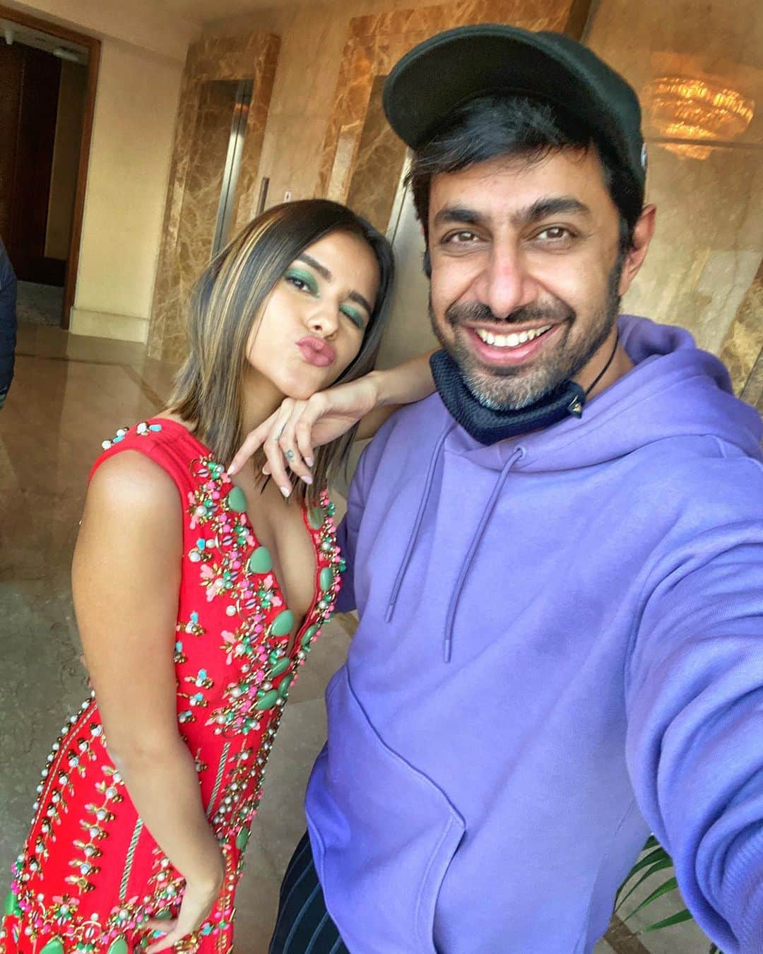 Praveen Bhatさんのインスタグラム写真 - (Praveen BhatInstagram)「In vogue with the super stylish @shetroublemaker 😍 pix and BTS coming soon ❤️  . . #praveenbhat #shetroublemaker #meghnakaur #indianphotographers #celebrityphotographer #fashionbloggerindia #fashioninfluencerindia #indianinfluencer #selfiemode #meghnakaur_lovers #indianphotographyclubs」12月17日 16時54分 - praveenbhat