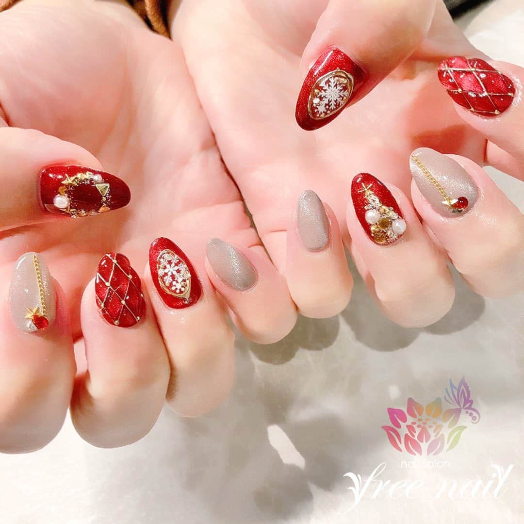 Free Nail フリーネイルさんのインスタグラム写真 Free Nail フリーネイルinstagram お客様ネイル クリスマスレッド ご来店ありがとうございました ネイルアート ジェルネイル ネイルサロン 大阪