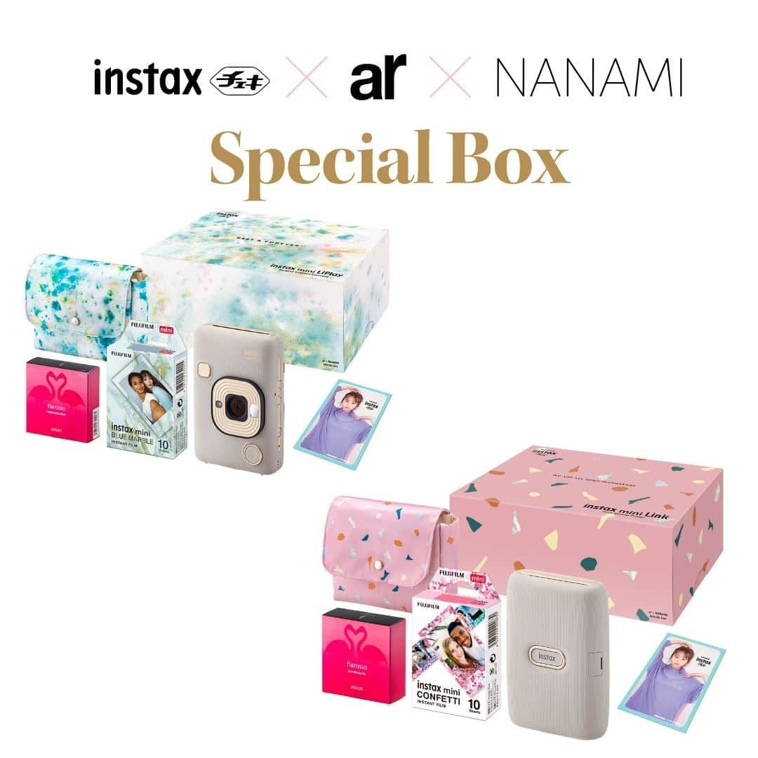 Fujifilm instaxさんのインスタグラム写真 - (Fujifilm instaxInstagram)「﻿ ﻿ 【 チェキinstax × ar × NANAMI - Special gift Box - 】﻿ ﻿ 撮ったその場でプリントを楽しめる「instax＜チェキ＞」シリーズの人気2機種と﻿ 自分のための“可愛い”を応援するトータルビューティー誌「ar」、注目度No.1モデル・NANAMI（ @nanami023 ）さんがコラボレーションした数量限定のスペシャルギフトBOXが発売中！﻿ ﻿ ギフトBOXには、思わず自慢したくなる、合計5点の限定アイテムを封入！﻿ 女の子の“好き”が詰まった、ここでしか手に入らないアイテムをご紹介します♪﻿ ﻿ ﻿ 【BOX1 #instaxminiLiPlay】﻿ 水彩アートのようなニュアンス柄のボックスには、限定カラー「ベージュゴールド」のカメラ本体、光沢感のあるゴールドがアクセントの大理石調フィルム、カメラがすっぽり収まるオリジナルポーチ、”フォトジェニック・ビューティー”を叶えるカラーメイクシリーズ「アスタリフト フラロッソ」のアイシャドウをセット。﻿ ﻿ ﻿ 【BOX2 #instaxminiLink】﻿ 色と光を散りばめた女子度高めのボックスには、限定カラー「ベージュゴールド」のスマホプリンター本体、キラキラ感がたまらないコンフェッティ（紙吹雪）調のフィルム、ボックスとお揃いのオリジナルポーチ、SNSでも話題の「アスタリフト フラロッソ」のハイライターをセット。﻿ ﻿ ﻿ 学生の方から大人の方まで、持っていてテンションが上がるスペシャルなギフトBOXです！﻿ 今年１年頑張った自分へのご褒美に✨友達へのクリスマスプレゼントに🎁﻿ お好きなギフトBOXを選んでみてくださいね😄﻿ ﻿ ▽商品詳細﻿ https://asbs.jp/instax-special/﻿ ﻿ ----------------﻿  チェキで撮影した写真に当アカウントのタグ付を行い、#チェキ または #instaxlife を付けて投稿してください📷✨﻿  素敵な写真は、本アカウントにてご紹介をさせて頂きます！﻿  あなたの #チェキ活用術 も募集中です🌟﻿  ----------------﻿ ﻿ #cheki #instax  #instaxcamera  #スマホdeチェキ #fujifilm #富士フイルム #チェキのある生活 #instaxmini  #liplay  #インスタックス #armagazine #アスタリフト #astalift #コスメ大好き #艶肌 #メイク大好き #ar女子 #レトロフォト #チェキカメラ #チェキ好きな人と繋がりたい #チェキ女子 #チェキジェニック #チェキのある暮らし #チェキフォト #インスタントカメラ﻿ ﻿ ﻿」12月17日 18時00分 - cheki_instax