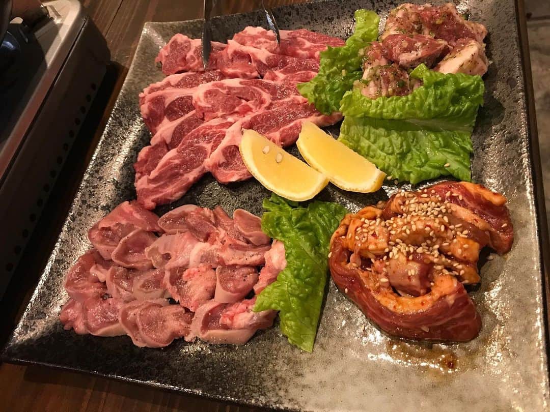 川原由維さんのインスタグラム写真 - (川原由維Instagram)「羊🐏の焼肉😋  ジンギスカン🐏大好き😘  美味しかった @hitsujinowa   ラムチョップ🥩も、他のお肉も美味しい😋  #焼肉 #ラム #ジンギスカン #羊の和」12月17日 18時09分 - yui5520