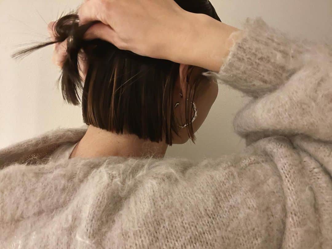 i_am_fukutaroのインスタグラム：「. . 結ぶ術を身につけたい… . . . . #hair #hairstyle #hairarrange #innercolor #bobhairstyles」