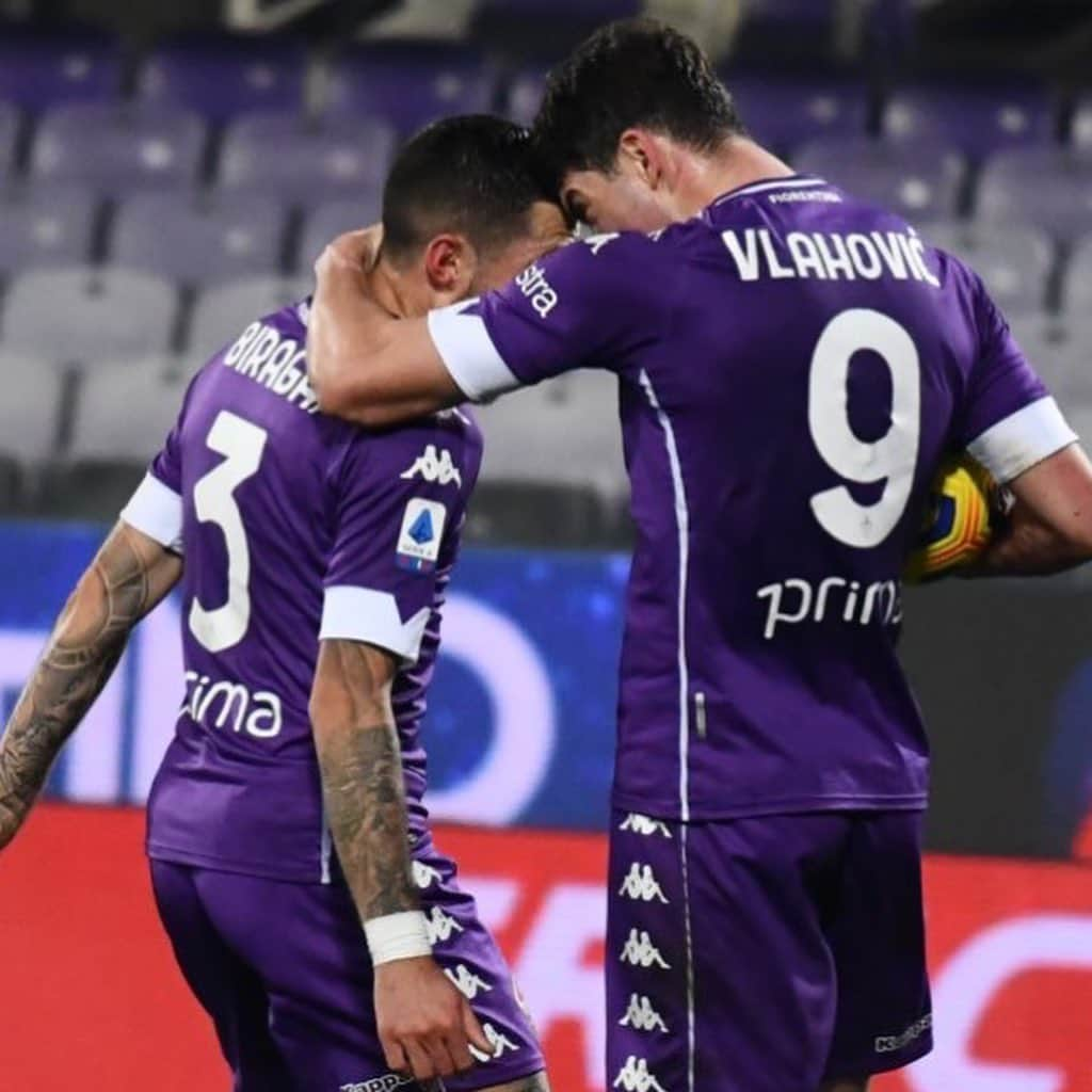 ACFフィオレンティーナさんのインスタグラム写真 - (ACFフィオレンティーナInstagram)「Keep believing. Crederci sempre ⚜️  #ForzaViola 💜 #Fiorentina #ACFFiorentina #FiorentinaSassuolo #Vlahovic #Biraghi」12月17日 18時18分 - acffiorentina