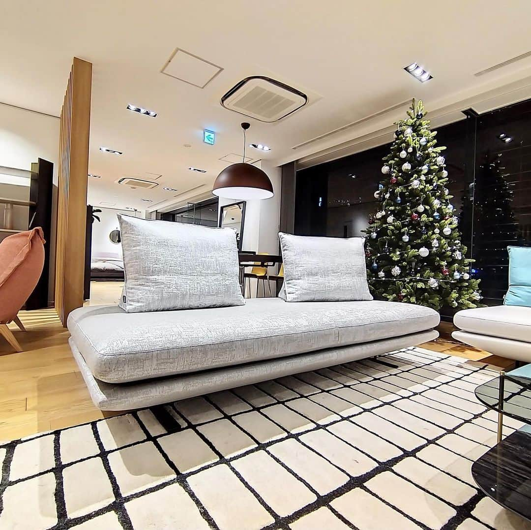 ligne roset shopのインスタグラム