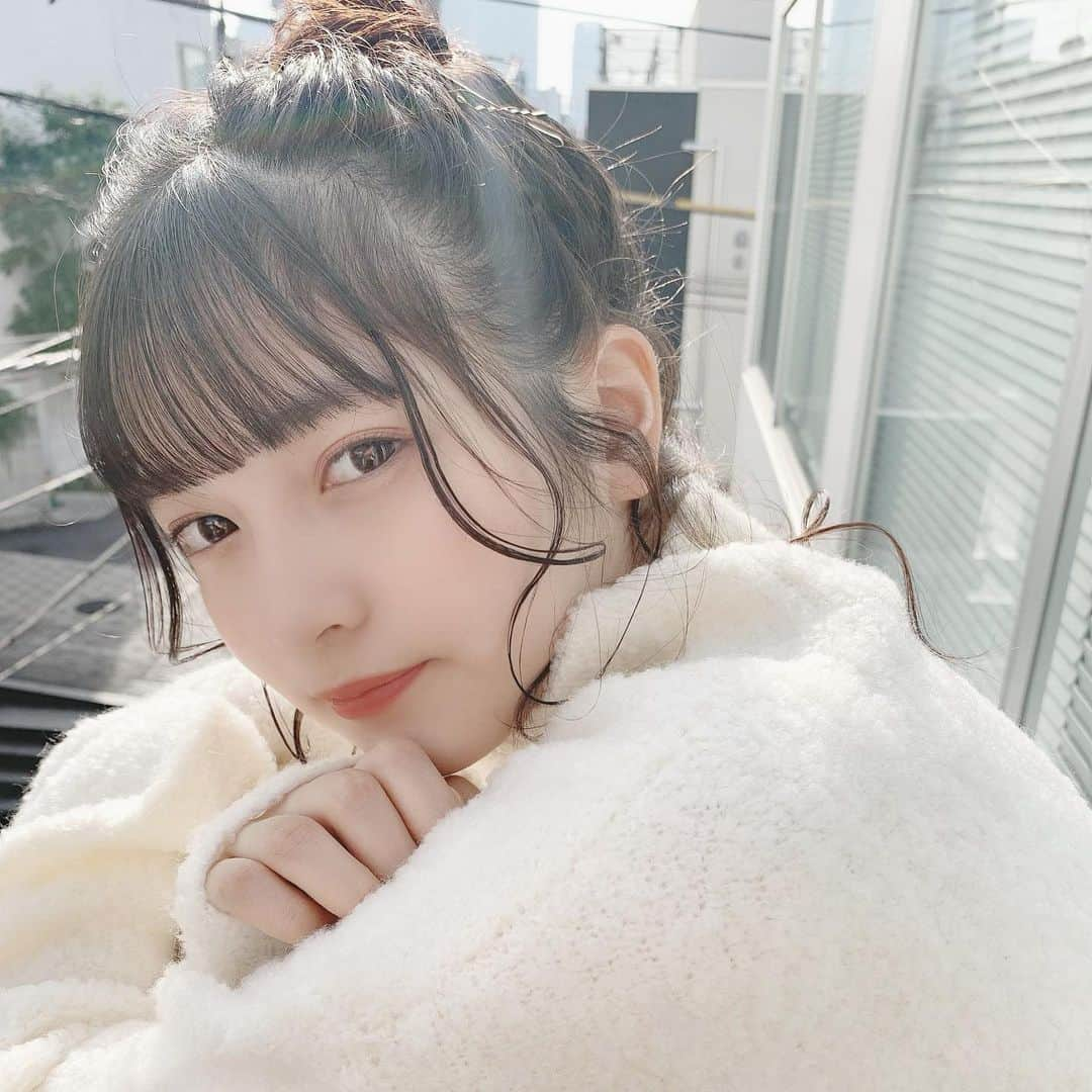 黒嵜菜々子さんのインスタグラム写真 - (黒嵜菜々子Instagram)「お団子どうですか🍡」12月17日 20時27分 - kurosaki0516