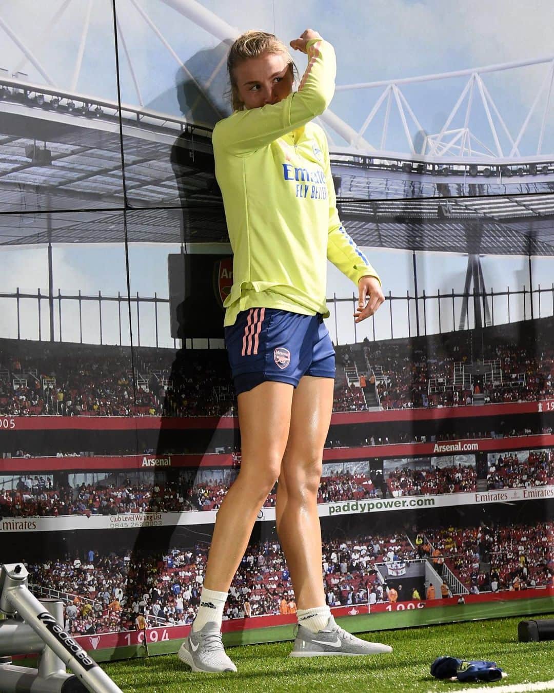 Arsenal Ladiesさんのインスタグラム写真 - (Arsenal LadiesInstagram)「🙃 @leahwilliamsonn 😅」12月17日 20時22分 - arsenalwfc