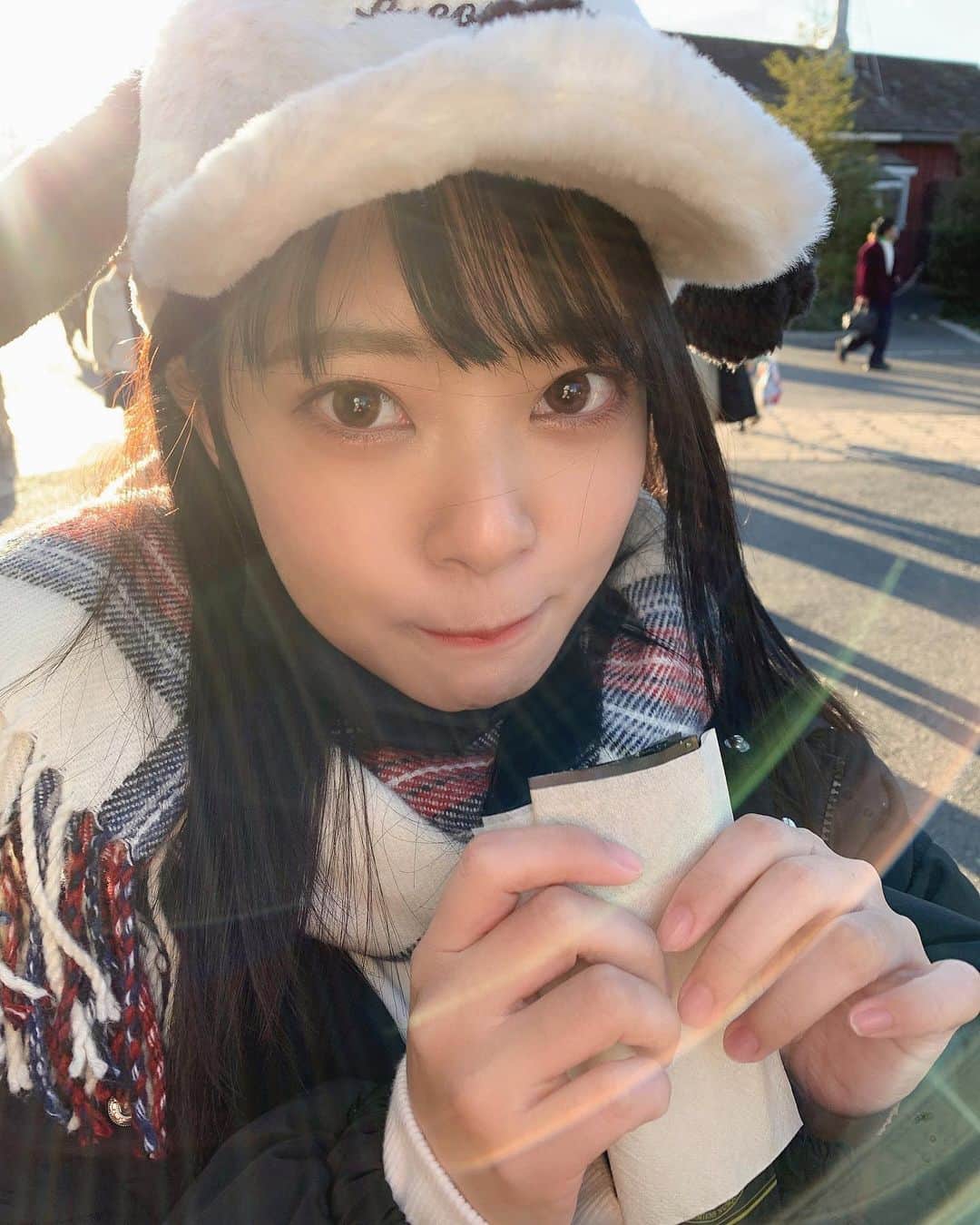 山田寿々のインスタグラム：「＾＾﻿ ﻿ 寒かったけど楽しかったね☃️﻿ スヌーピーの帽子かぶった﻿ ﻿ #ユニバーサルスタジオジャパン #スヌーピー」