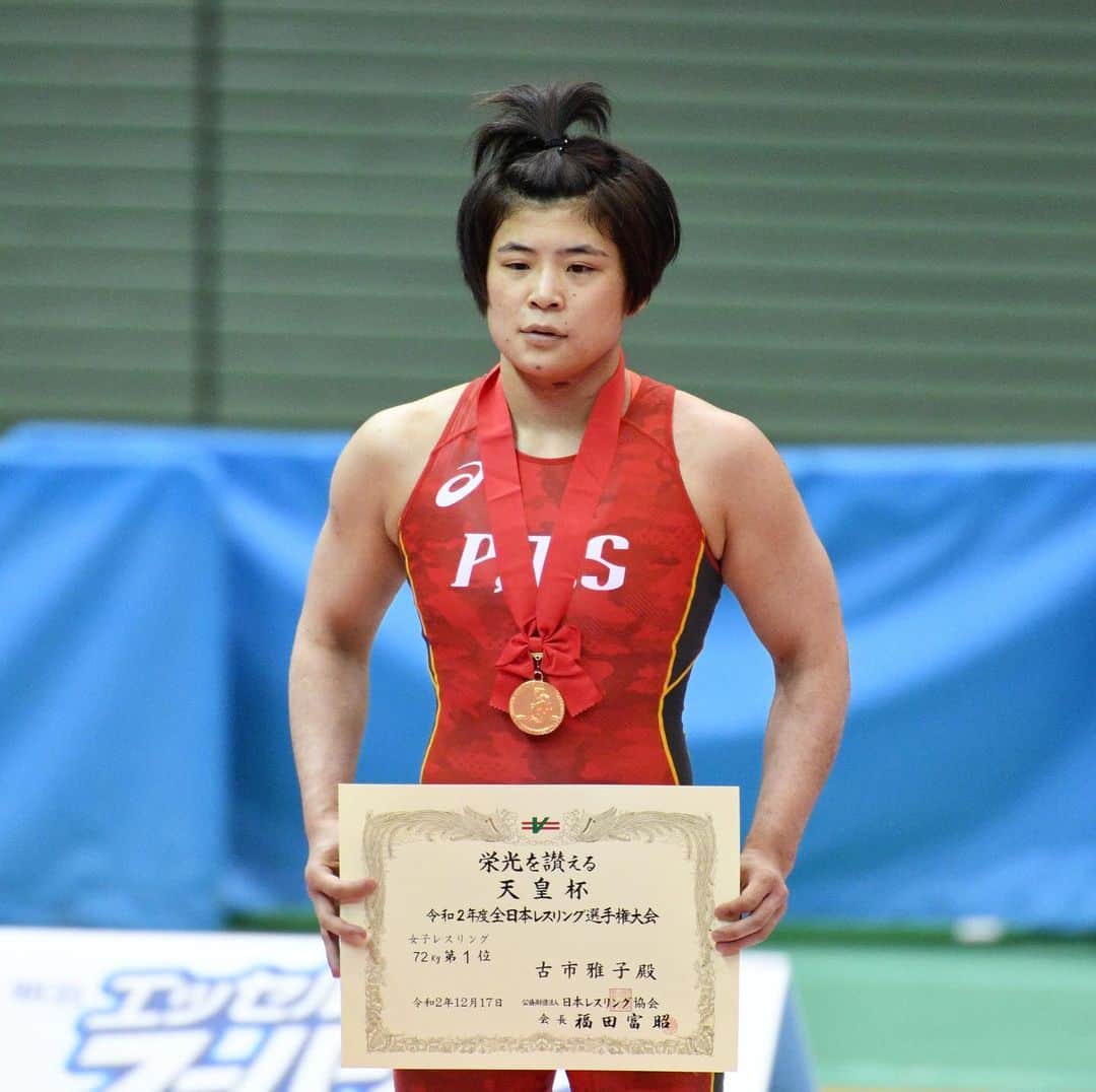 日本オリンピック委員会さんのインスタグラム写真 - (日本オリンピック委員会Instagram)「レスリングの全日本選手権が17日に開幕。男女計8階級が行われ、男子フリースタイル125kg級は山本泰輝選手が4年ぶり3度目の優勝、男子グレコローマンスタイル97kg級は天野雅之選手が9年ぶりに日本一に輝きました。 また、男子グレコローマン67kg級は下山田培選手、同82kg級は向井識起選手、男子フリースタイル61kg級は小川航大選手、同70kg級は基山仁太郎選手、女子55kg級は櫻井つぐみ選手、同72kg級は古市雅子選手が優勝しました。（写真：アフロスポーツ） . 🤼‍♀All Japan Wrestling Championship 2020🤼‍♂ . [Women's Free style -55kg] 🥇櫻井つぐみ/Tsugumi Sakurai . [Women's Free style -72kg] 🥇古市雅子/Masako Furuichi . [Men's Greco-Roman -67kg] 🥇下山田培/Tsuchika Shimoyamada . [Men's Greco-Roman -82kg] 🥇向井識起/Satoki Mukai . [Men's Greco-Roman -97kg] 🥇天野雅之/Masayuki Amano . [Men's Free style -61kg] 🥇小川航大/Kodai Ogawa . [Men's Free style -70kg] 🥇基山仁太郎/Jintaro Motoyama . [Men's Free style -125kg] 🥇山本泰輝/Taiki Yamamoto .  #レスリング #Wrestling #がんばれニッポン #TEAMNIPPON #JapaneseOlympicCommittee #tokyo2020 . 📷AFLOSPORT」12月17日 20時52分 - teamjapanjoc