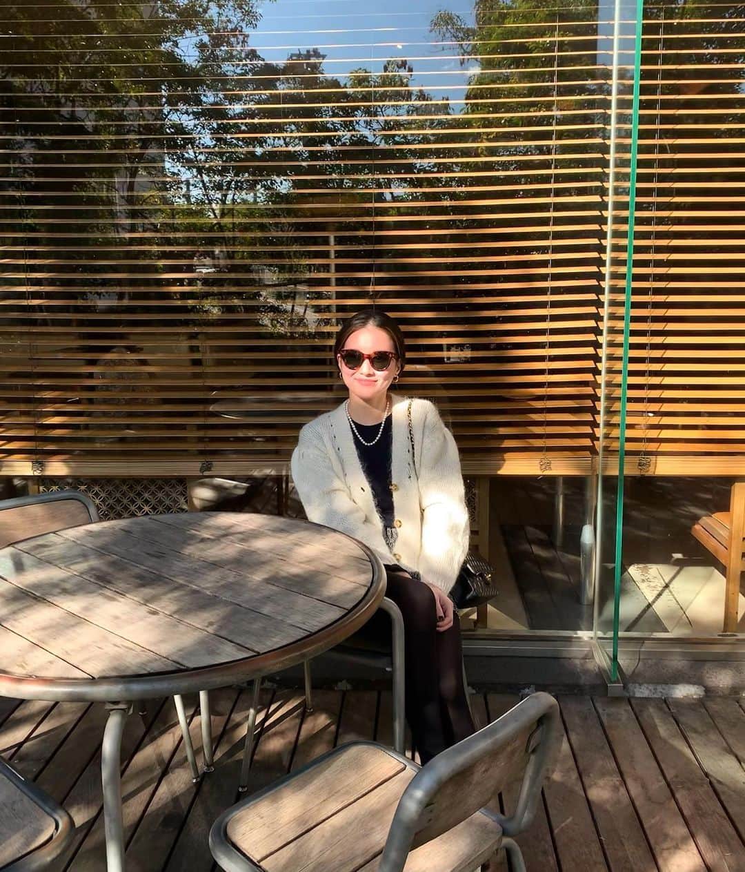 吉竹美聡のインスタグラム：「knit + pearl necklace✨🦪✨」