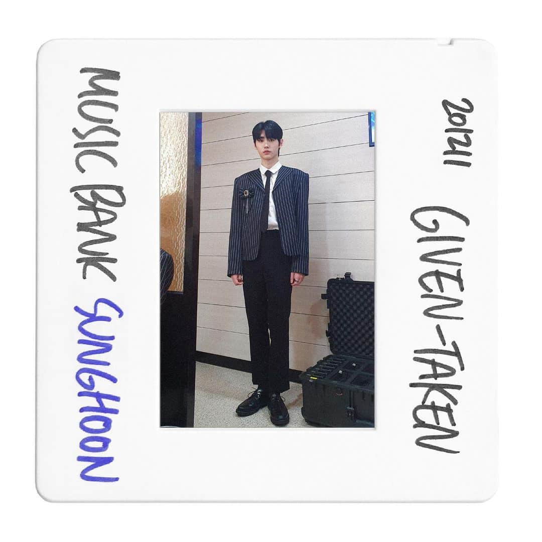 ENHYPENさんのインスタグラム写真 - (ENHYPENInstagram)「ENHY-FASHION  #Given_Taken #Let_Me_In #10_Months @ [BORDER : DAY ONE] Music Broadcasting - 201208 THE SHOW - 201211 MusicBank - 201211 Simply K-pop - 201213 Inkigayo  #ENHYPEN #ENHY_FASHION #SUNGHOON」12月17日 21時35分 - enhypen