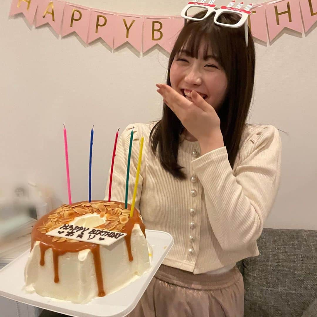 横島亜衿さんのインスタグラム写真 - (横島亜衿Instagram)「今日で21歳になりました！ 21歳の1年は20歳の年よりも良いものにしていきたいと思います👸 これからもよろしくお願いします♡」12月17日 22時03分 - _aeri_yokoshima