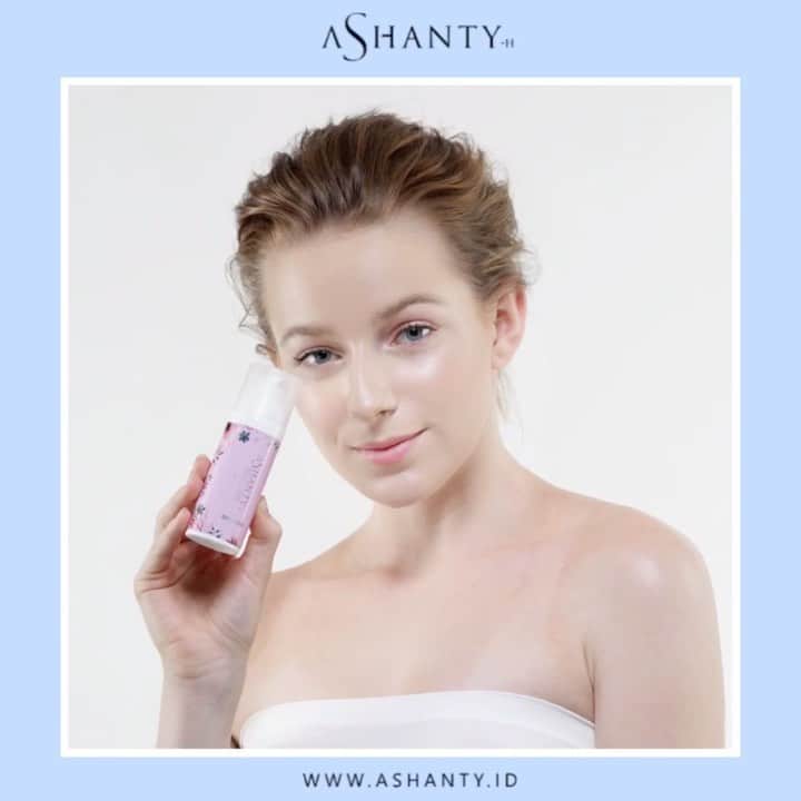 ASHANTY BEAUTY CREAM OFFICIALのインスタグラム：「Whitening Cream Series membuat wajah lebi cerah dan glowing 😍  Bermanfaat untuk mencerahkan kulit wajah, melembutkan dan melembabkan, cocok untuk kamu yang memiliki masalah kulit wajah kusam dan kering 😍  _________________________________ Informasi dan pemesanan : WA: 081293823950 WA: 085781140354 WA: 081287388885 WA: 087778489900 FAST RESPONS CLICK LINK yang ada di Bio IG @ashantyid  _________________________________ #ashantybeautycosmetics #beauty #cosmetics #brandlocal #kosmetikhalal #makeup #kosmetikartis #ashanty #thehermansyah #beautyvlogger #jualkosmetikmurah #kosmetikmahal #kosmetikbagus #ashantyid #keluargaasix #ashantyhermansyah #mua」