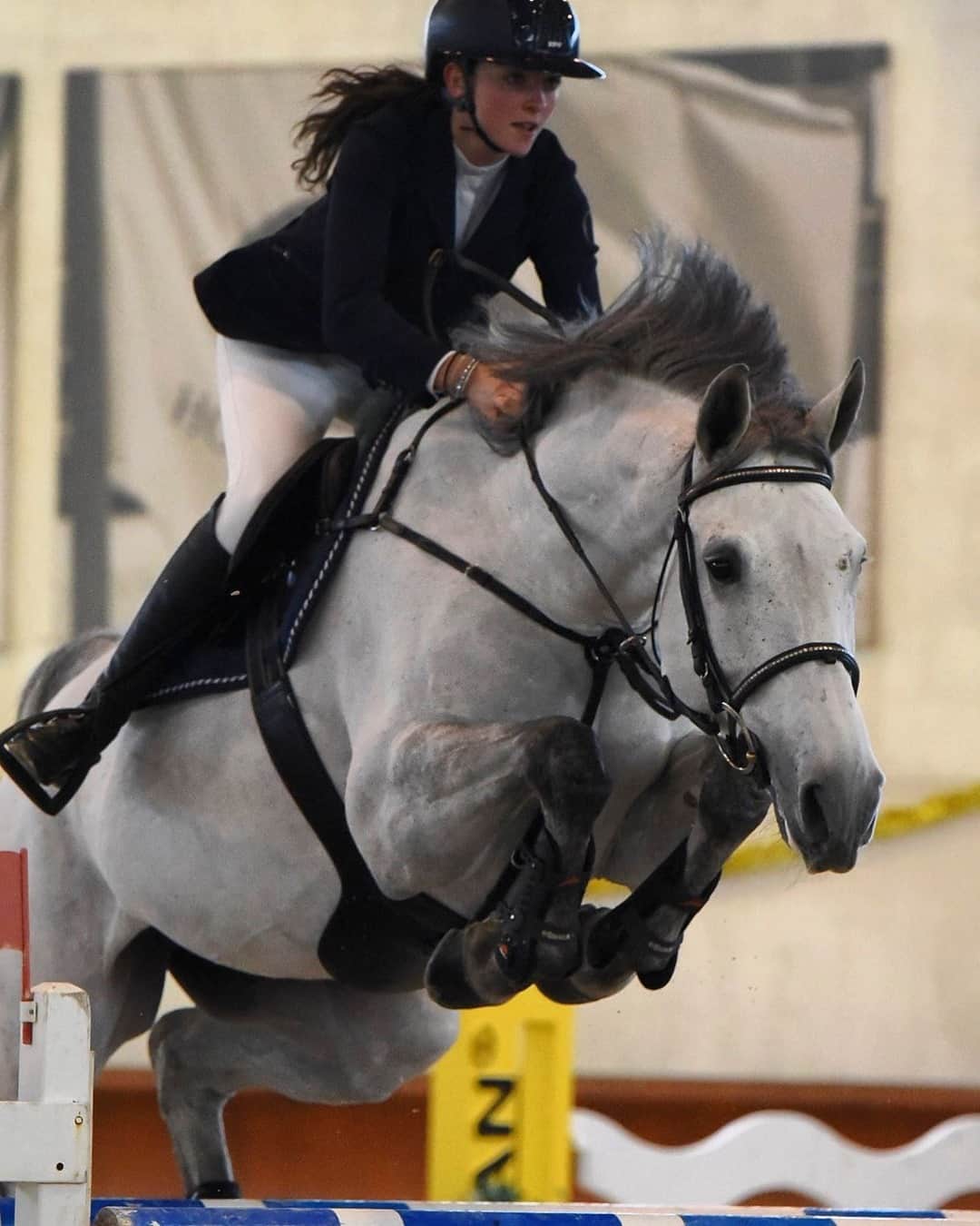 アルベルトファッシャーニのインスタグラム：「Flying with Confidence 💫 @giuliamattiolj in Alberto Fasciani Boots⁠ ⁠ ⁠ ⁠ #albertofasciani #equestrians #ridingboots #horseriding #equestrianstyle #dressagerider⁠」