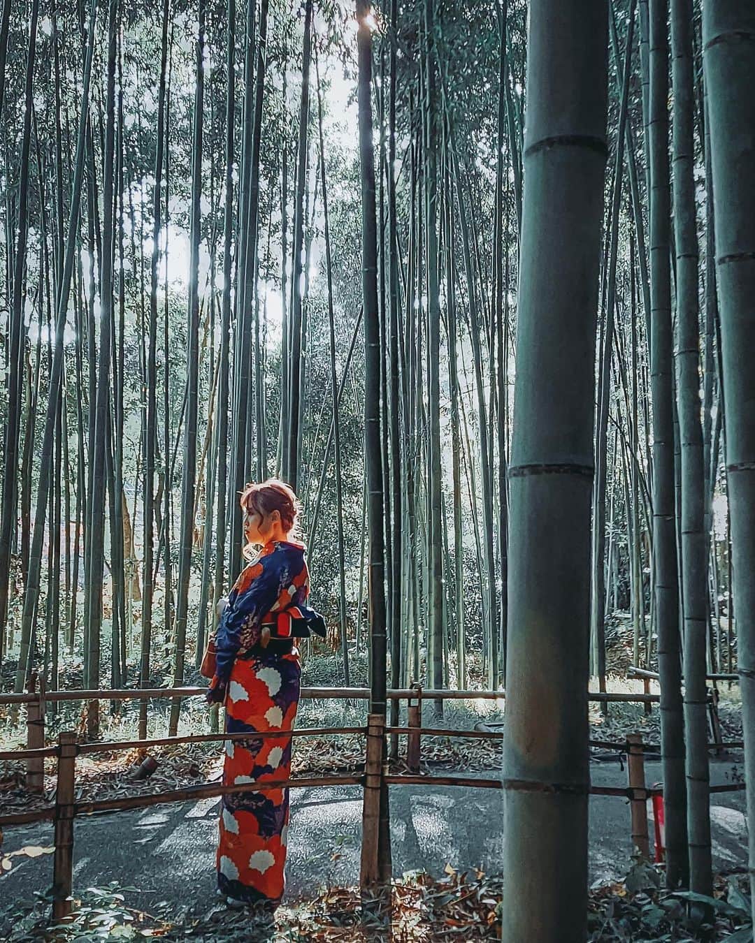 wacameraのインスタグラム：「I took these photos by Galaxy A51 5G. スマホ一台で、広角からマクロまで撮れたら良いな…なんていう沢山のひとの希望がつまって、 さらに価格もリーズナブル✨そんな夢なようなスマホ。その名も「Galaxy A51 5G」。 使いやすくてに馴染む大きさでスマホデビューにもおすすめなGALAXYで撮影してみました。 ぜひ右から左にスワイプして見てくださいね🧡  #GalaxyA51#TeamGalaxy#withGalaxy#ambassador @GalaxyMobileJP -------------------------------」