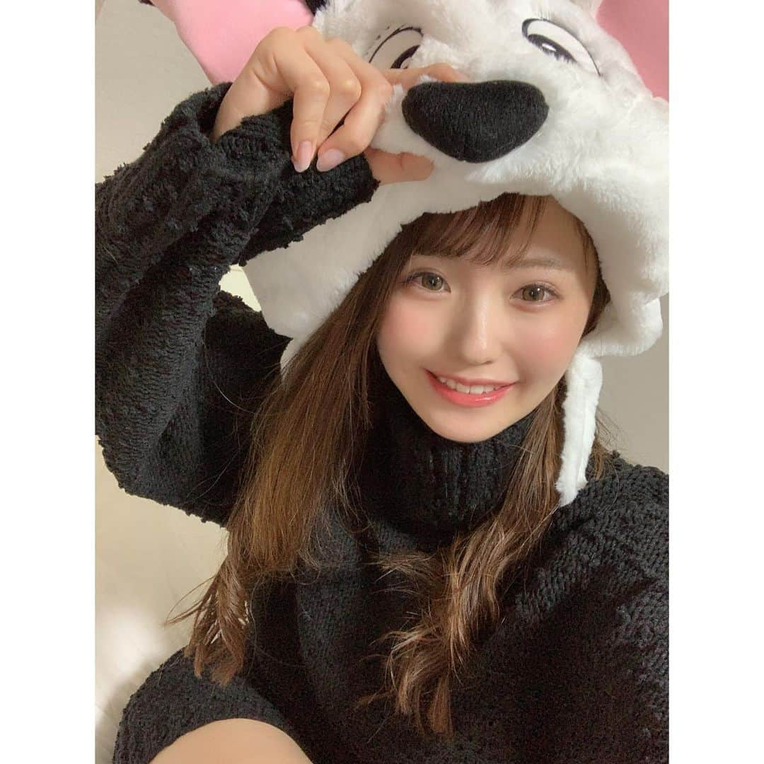 乙白さやかさんのインスタグラム写真 - (乙白さやかInstagram)「猫好きの犬！🐶 ・ ・ ・ ・ ・ ・ #自撮り #셀카 #可愛い #cute #性感」12月17日 23時23分 - otoshiro_sayaka