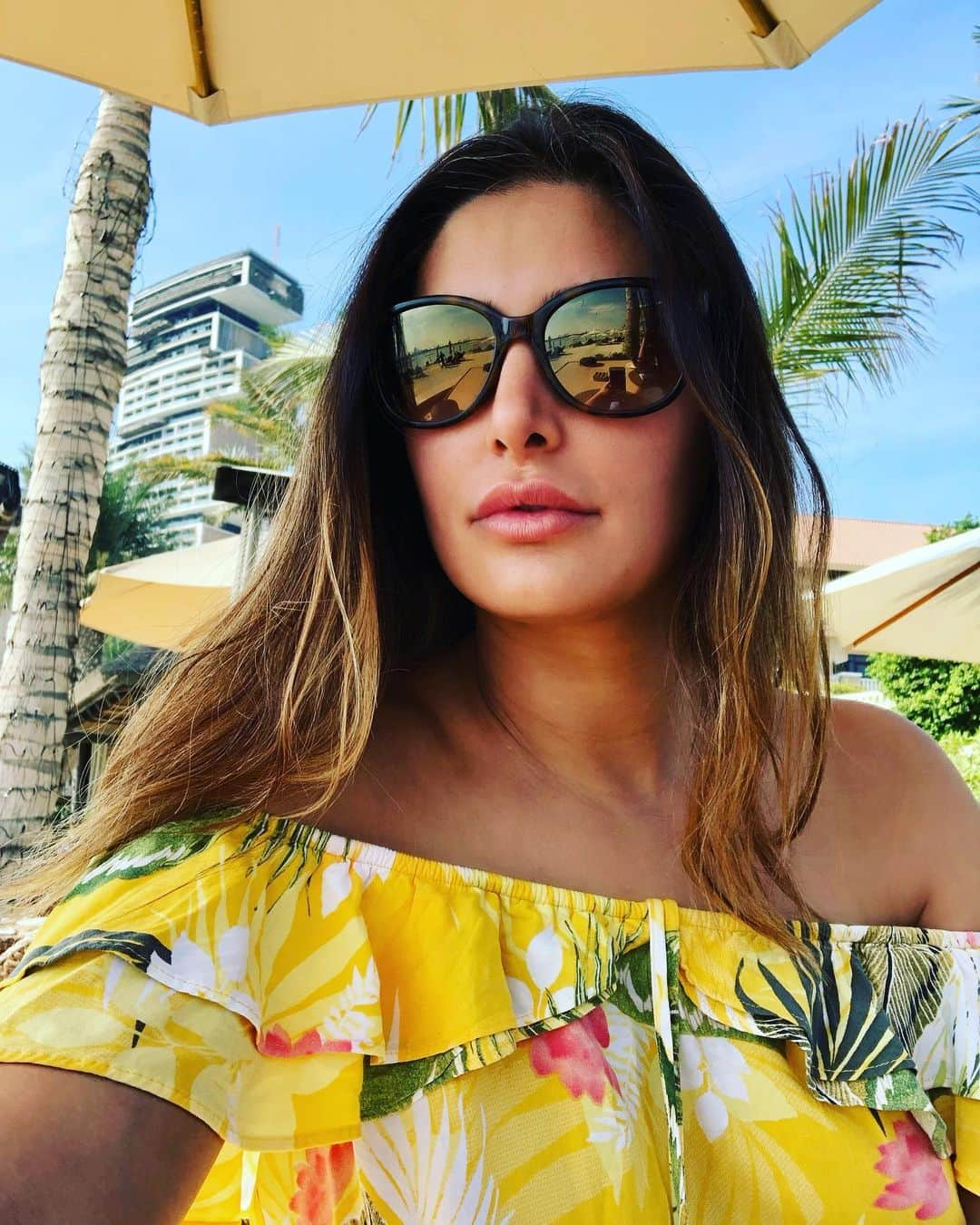 Nargis Fakhri さんのインスタグラム写真 - (Nargis Fakhri Instagram)「What a relaxing & fun stay at @sofiteldubaipalm - i wish i could have more time to spend here. So many things to do but not enough time on this trip! See you next time! #sofiteldubaipalm  @all_mea  ❤️ ☀️ 🏝  if you haven’t been here, you must check it out! Its wonderful for families so bring your little ones & enjoy fun in the sun or lazy beach days ! 👶🏼 🍼  . . . . . . . . . #dubai #ilovedubai #sofitel #hotels #vacation #resortlife #life #love #smile #goodvibes #beach #funinthesun #tantime」12月17日 23時44分 - nargisfakhri