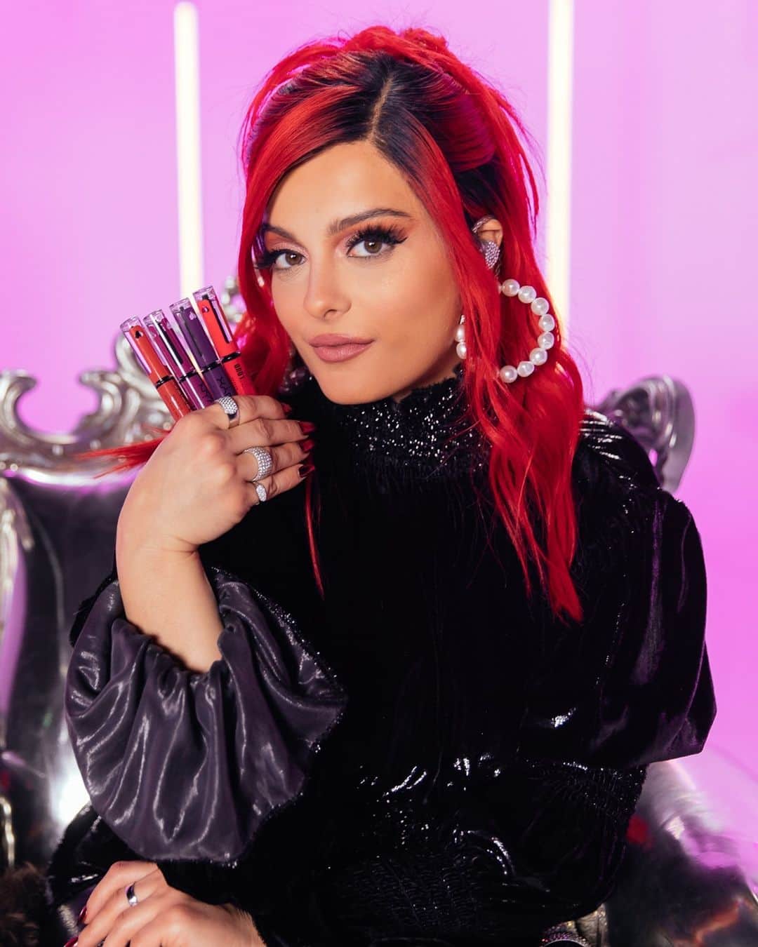 NYX Cosmeticsさんのインスタグラム写真 - (NYX CosmeticsInstagram)「Are you ready for the drop? 🙌 Join us tomorrow, 12/18 at 5pm PST for our first virtual concert on @triller LIVE with @beberexha! 😍🎉 What song are you most excited to hear her sing? 🎤 Click the link in our bio for more deets 💋 #nyxcosmetics21drop」12月18日 9時29分 - nyxcosmetics