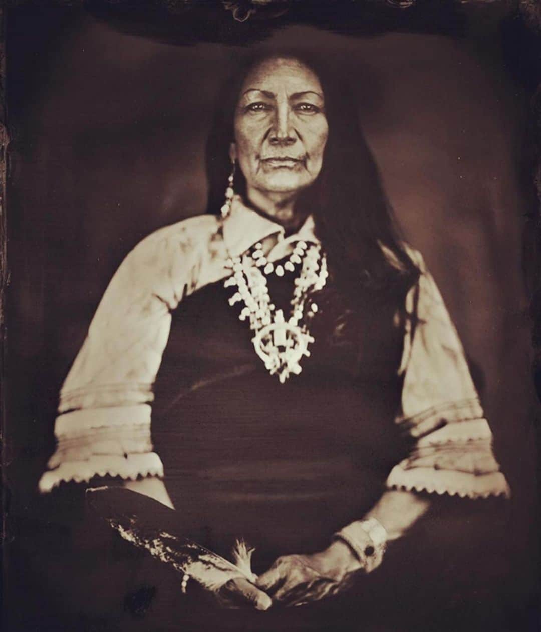 ソフィア・ブッシュさんのインスタグラム写真 - (ソフィア・ブッシュInstagram)「History was made today. Native + Indigenous peoples were given a long overdue seat at this country’s table today. This is the beginning. Despite being less than 5% of the Earth’s population, indigenous peoples manage or hold tenure over 25% of the world's land surface, and support approximately 85% percent of the globe’s biodiversity. The very biodiversity that keeps this planet alive.  By appointing @repdebhaaland to oversee the Department of the Interior we will finally have a Native woman’s voice, representing the voice of Native peoples, leading us on issues that are critical to her people and to all of us. This office has historically disenfranchised the very people who will now, finally, be centered in its decision making. This is a win for all of us, and for the planet. I am overjoyed at this news!  I will leave you with @_illuminatives words, to highlight what an enormous day this is for Rep. Haaland and the Native American community at large: “DEB HAALAND MAKES HISTORY. She is the first Native American to be nominated to lead the Department of the Interior, and serve in a cabinet position. This is an opportunity to reset the relationship the US government has with Native peoples. The Department of Interior has long served as a vehicle for systematic oppression and partneralism over Native peoples. Under @RepDebHaaland’s leadership a new chapter can now begin.   Our Native children will now live in a world where they understand not only are they valued and loved, but that they can be leaders in the highest levels of government. She is a remarkable leader grounded in community and has deep experience working with communities of color, and being a public advocate for public lands. We can't underestimate the value and importance of Native leadership being seen, valued, and seen. Congratulations @RepDebHaaland on becoming the first Native American to be nominated for a cabinet position and the first Native American to oversee the Department of the Interior. #RepresentationMatters”  📷 @kaynephoto via @orendatribe + @_illuminatives. Some accounts you can follow to learn more: @ndncollective @zhaabowekwe @giniwcollective @lilnativeboy @indigenouspeoplesmovement」12月18日 9時39分 - sophiabush