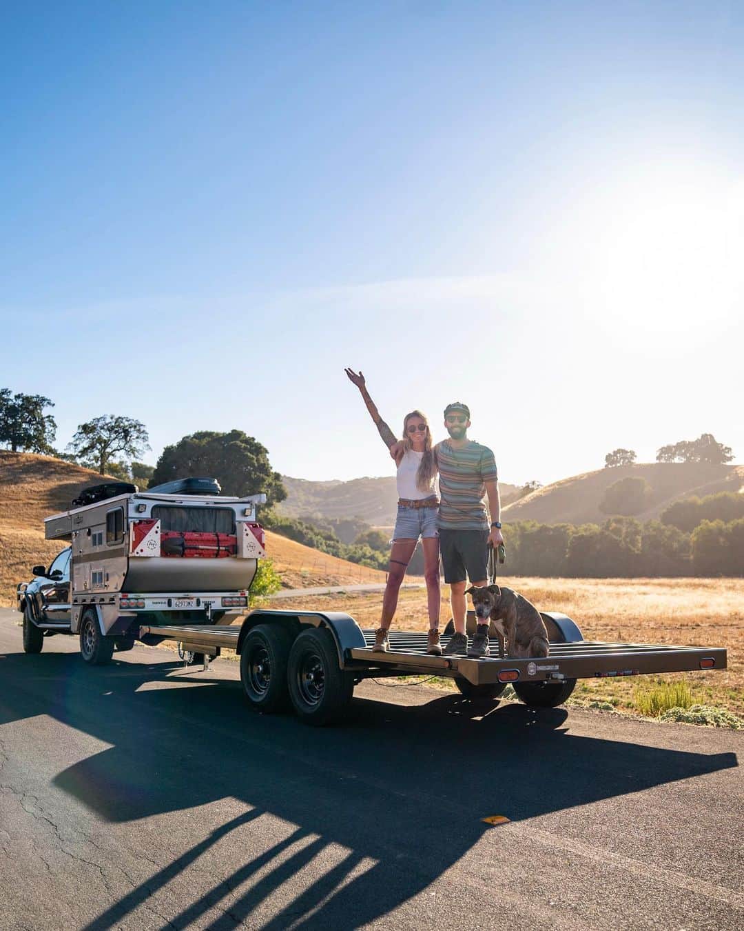 Travis Burkeのインスタグラム：「WE’RE BUILDING A TINY HOUSE! With a combined decade of vanlife experience, @gypsealaysea & I felt this was the perfect progression for where we’re at in life. Our goal is to build a home that blends all of our passions by combining comfort, quality, style, and functionality, all while trying to be conscious of our impacts on the environment. I’ve found that by chasing my own dreams, I unknowingly inspired others to pursue theirs as well! So welcome to our next chapter! :)  Huge thanks to Joshua at @tinyhousebasics for guiding us through so many of our first decisions. We custom ordered a trailer with them for the best foundation possible and I can’t speak highly enough about their brand and products. We’ll be collaborating with a very select group of companies along the way who align with our morals and values and of course we’ll be documenting the entire build!   Our next goal (and one of our biggest hurdles) is finding a beautiful place to put our tiny house. We are looking for a place close to where I grew up– North County Coastal San Diego, CA (eg. Encinitas, Carlsbad, Del Mar, etc). If you happen to know anyone with some extra space on their property, please send me a message as we are open to paying rent and would love to find a way that this can be mutually beneficial for both parties.  Feel free to ask questions, we are super excited. Let the next journey begin and thanks again for everyone who has supported me and my dreams over the years!  #tinyhouse #lockdown #vanlife #trucklife #tinyhousenation」