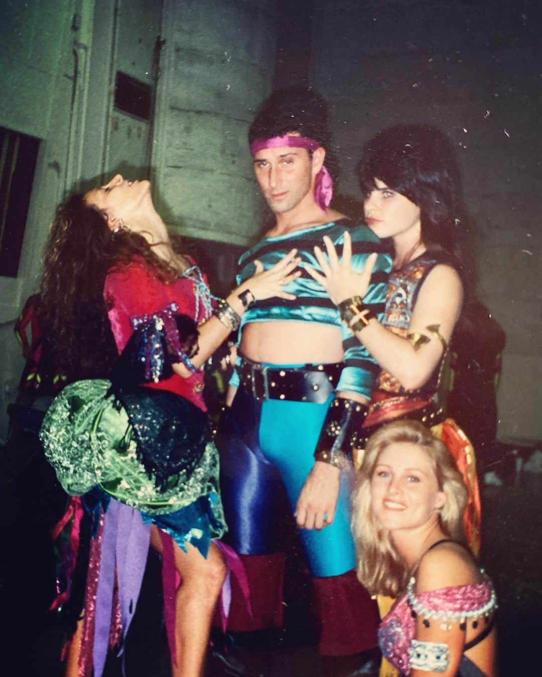 アダム・シャンクマンのインスタグラム：「#tbt Oscars 1990 myself as a Lycra clad gymnastic pirate ready for action #underthesea  @567and8 @hermansonmary  What’s more 🔥 than this? Fun fact: two@of the dancers in this picture are now directors / producer with combined over 2 Billiom in world wide box office! Don’t underestimate Dancers!」