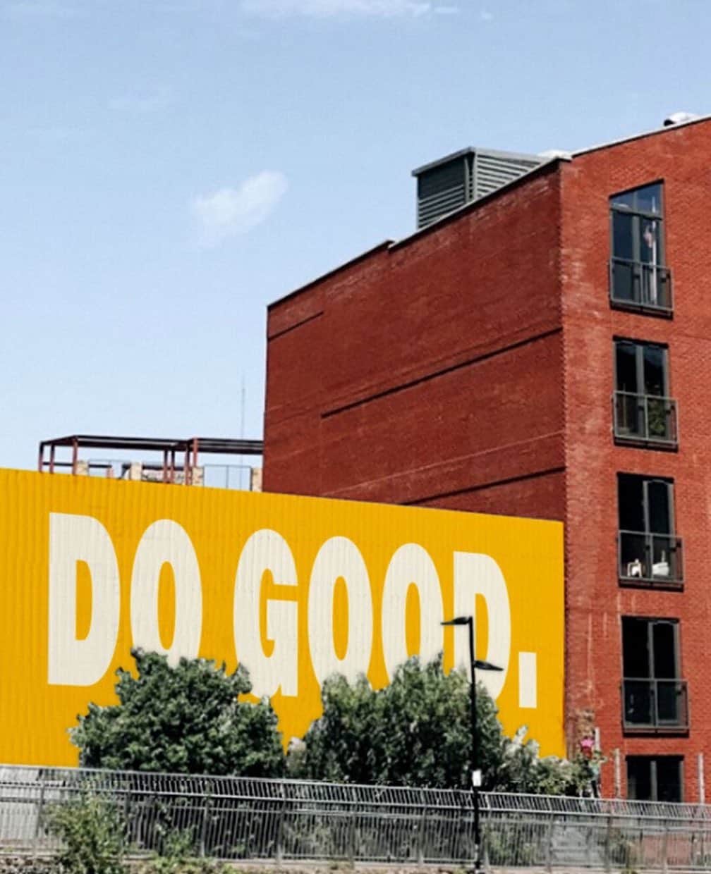 YELLOWのインスタグラム：「do good 🔄 feel good」