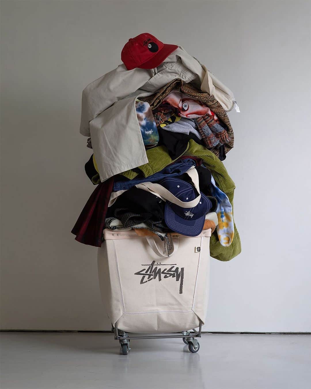 Stüssyのインスタグラム：「Stüssy & Steele Canvas  Available on stussy.com tomorrow at 10am」