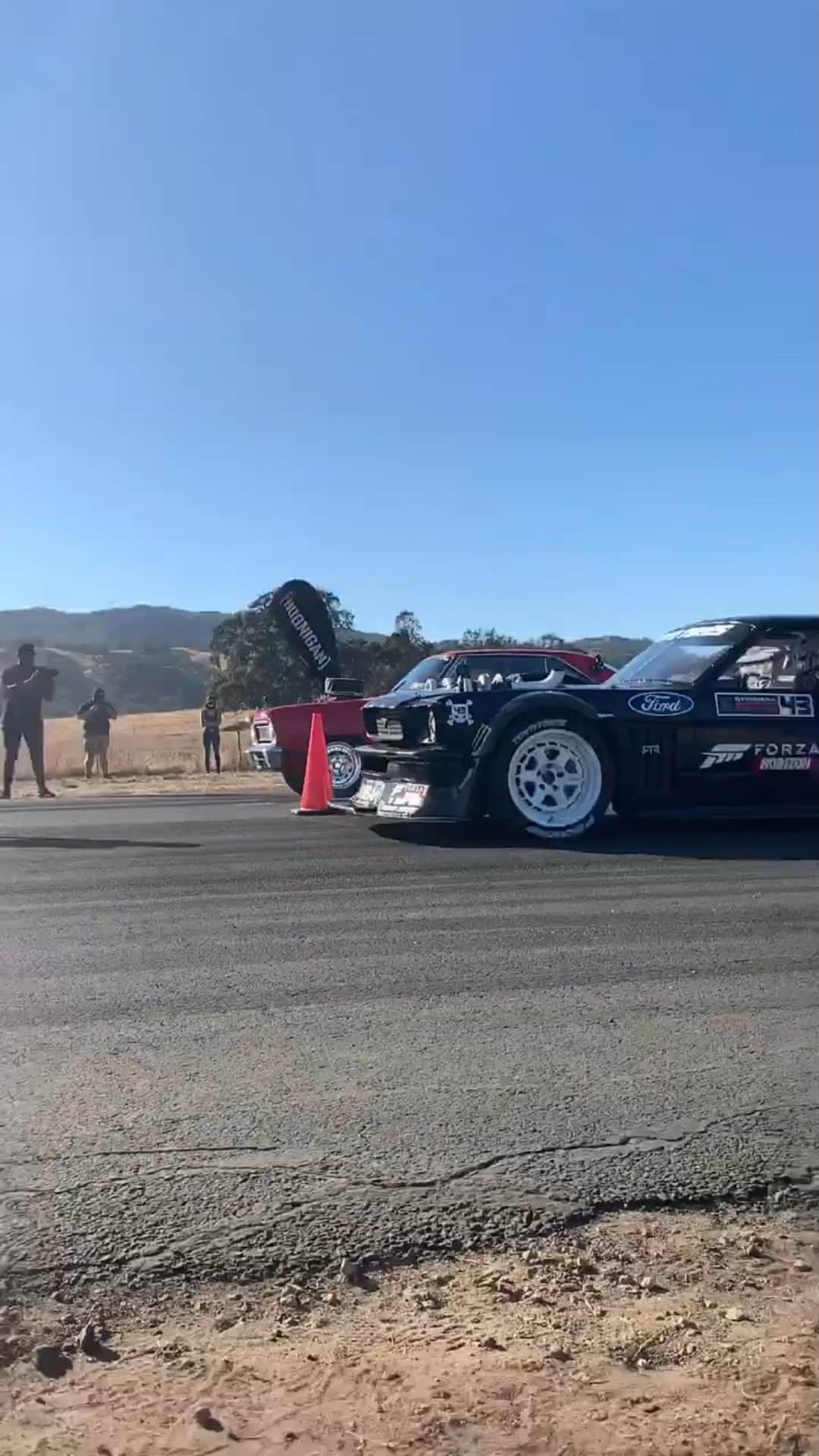 のインスタグラム：「Heads up for the Hoonicorn against a proper drag built '66 Nova with big block power and big wrinkle slicks… this is a tough race!! Check out the newest episode of Hoonicorn Vs The World on the @TheHoonigans YouTube channel to see how it played out (link in my bio). #HoonicornVsTheWorld #Hoonicorn」