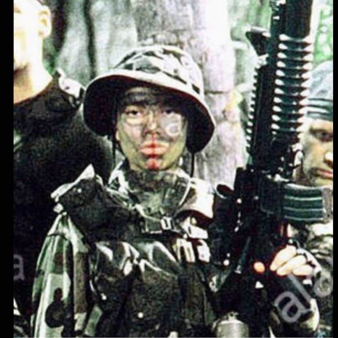 ロゼリン・サンチェスさんのインスタグラム写真 - (ロゼリン・サンチェスInstagram)「#tbt US Elite Army Ranger Nuñez... From the movie BASIC many years ago.  Memories 💕」12月18日 4時42分 - roselyn_sanchez