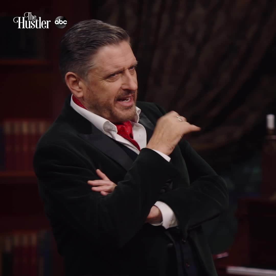 アメリカン・ブロードキャスティング・カンパニーのインスタグラム：「Get rich or lie trying. Beat #TheHustler at their own game January 7, hosted by @craigyferg!」