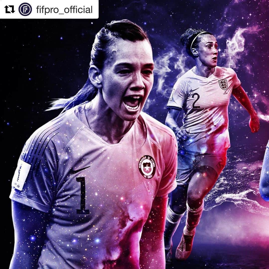 サッカーチリ代表チームさんのインスタグラム写真 - (サッカーチリ代表チームInstagram)「🇨🇱😍 Las futbolistas del mundo eligieron muuuuy bien... 👏👏👏   🔝 Felicidades @tianeendler por ser elegida en el equipo ideal 2020 FIFA @FIFPro   #Chile #LaRojaFemenina   #Repost @fifpro_official with @get_repost ・・・ 🚨FIFPRO together with FIFA proudly presents the Women’s #World11 of 2020! 🚨  Congratulations to all! Well deserved! 👏🎉🎊  Read more via our Instagram Story!」12月18日 5時18分 - laroja