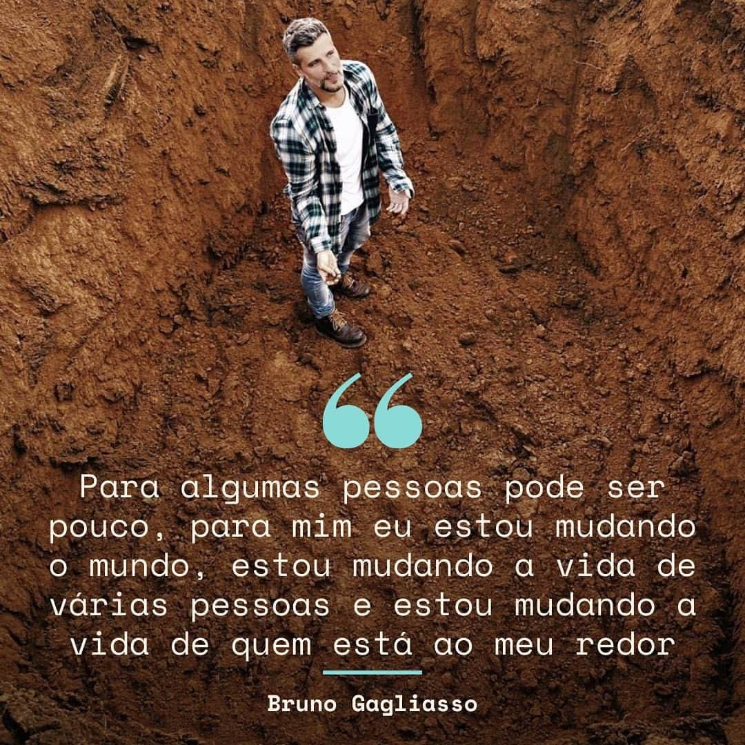 Bruno Gagliassoさんのインスタグラム写真 - (Bruno GagliassoInstagram)「🌳🌻   #repost @ecoa_uol  Já pensou em plantar uma árvore para cada dia de sua vida?🤔🌳👇 ⠀⠀⠀⠀⠀ ⠀⠀⠀⠀ 🌱O @brunogagliasso já. Mas ele não só pensou como começou a colocar isso em prática. Só que as coisas mudaram e ele resolveu aumentar a meta e decidiu plantar 100 MIL ÁRVORES EM 5 ANOS. E você pode estar se perguntando: “Mas qual o motivo disso?”. Vamos deixar ele mesmo responder: ⠀⠀⠀⠀⠀ ⠀⠀⠀⠀ 🌱"Um dos motivos pelos quais estou tão envolvido nessa luta e nesse desafio que é mais do que plantar, é despertar esse sentimento nos meus filhos, nos amigos deles, em quem vai ler a nossa entrevista".  ⠀⠀⠀⠀⠀ ⠀⠀⠀⠀ 🌱A gente fez uma entrevista com ele para ele nos contar mais sobre como está sendo esse desafio. Bora conferir?!➡️ ⠀⠀⠀⠀⠀ ⠀⠀⠀⠀ 📷Thiago Jenne e Caio Gomes  #EcoaUOL #PlantarEcoa #BrunoGagliasso #meioambiente #mundomelhor #mudaromundo #plantação #plantio #plantarárvore #árvore #floresta #inspiração」12月18日 6時01分 - brunogagliasso