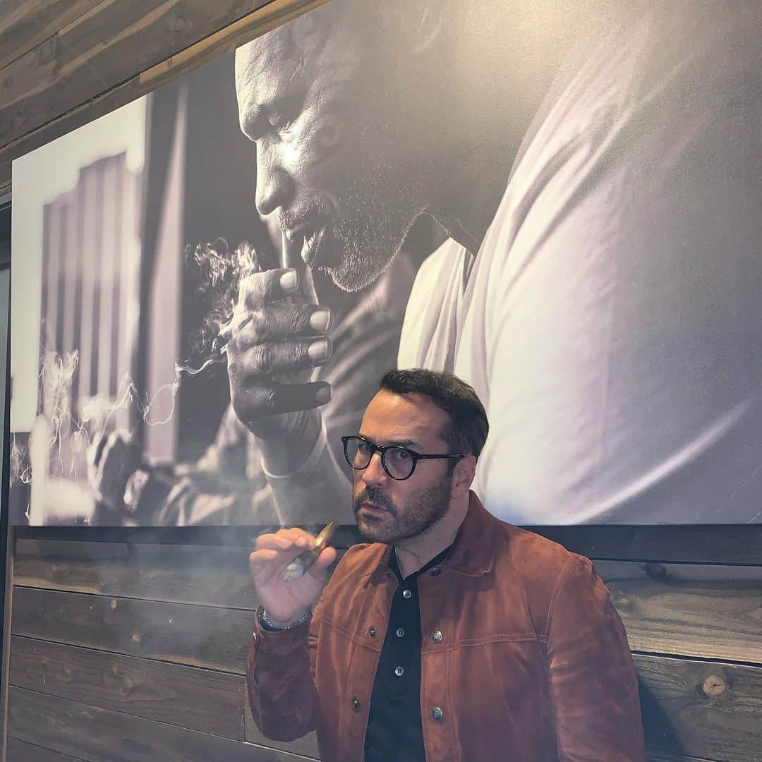 ジェレミー・ピヴェンのインスタグラム：「“ the Gods of war have ignited my ego” ( add mike tyson voice )  do something they all think u can’t do anymore ...  forget about what anyone else thinks」