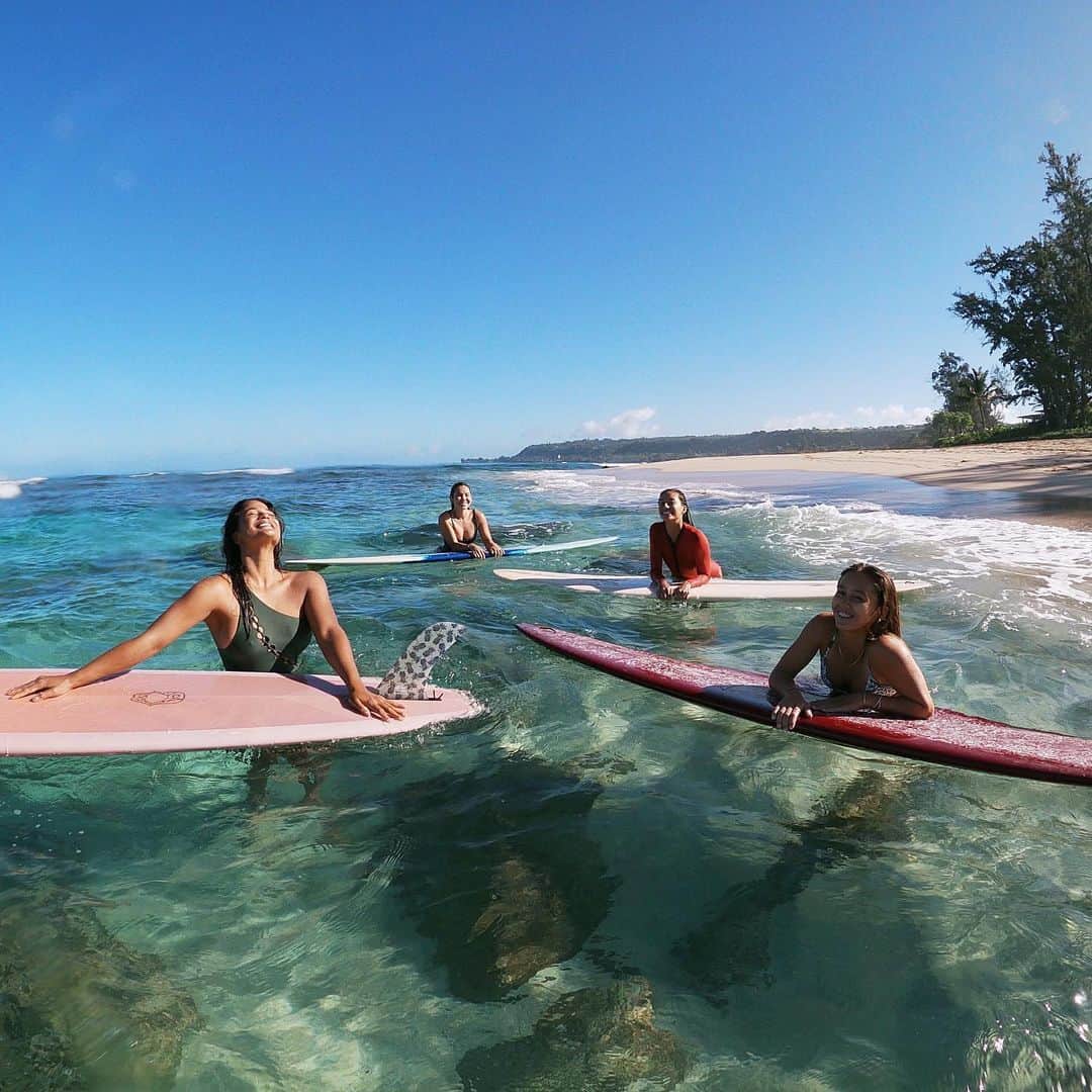 マリア・マーフィーのインスタグラム：「Waves = 🤩❤️ @raisedbythewaveshawaii」