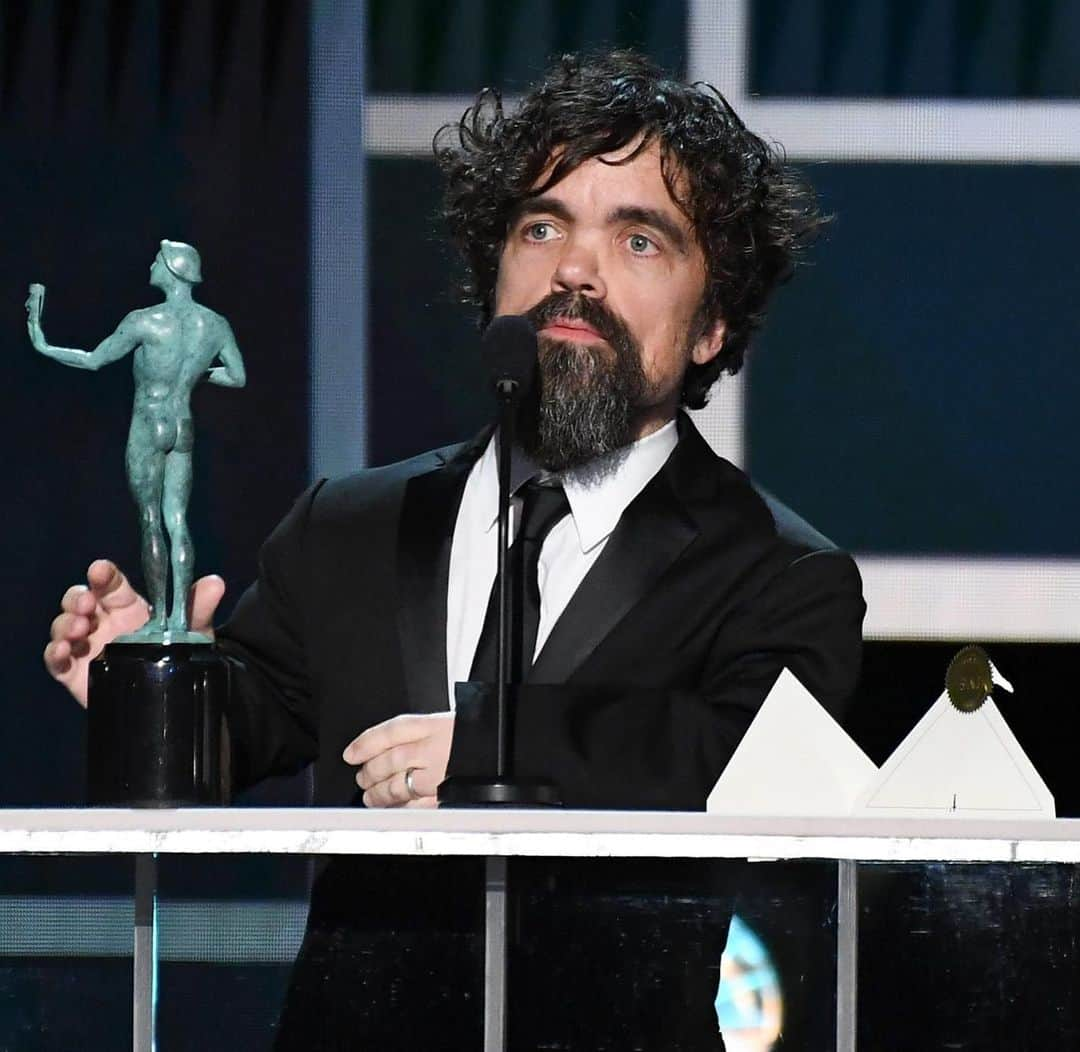 ピーター・ディンクレイジさんのインスタグラム写真 - (ピーター・ディンクレイジInstagram)「#sagawards」12月18日 7時48分 - peterdinklage