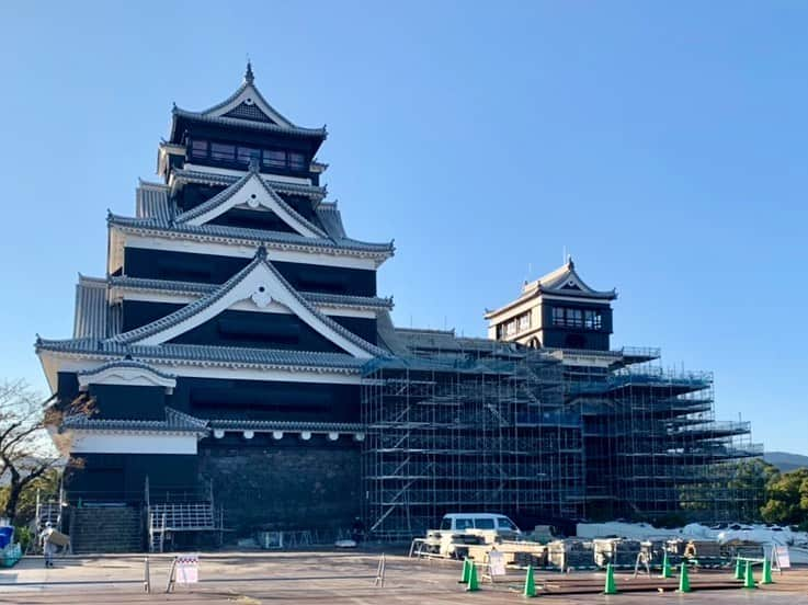 野口真未のインスタグラム：「・ ・ 熊本城特別公開 特別見学通路を通って行ってきました！🏯 ・ ・ #熊本よかとこ #熊本 #熊本城 #熊本城特別公開 #熊本観光」