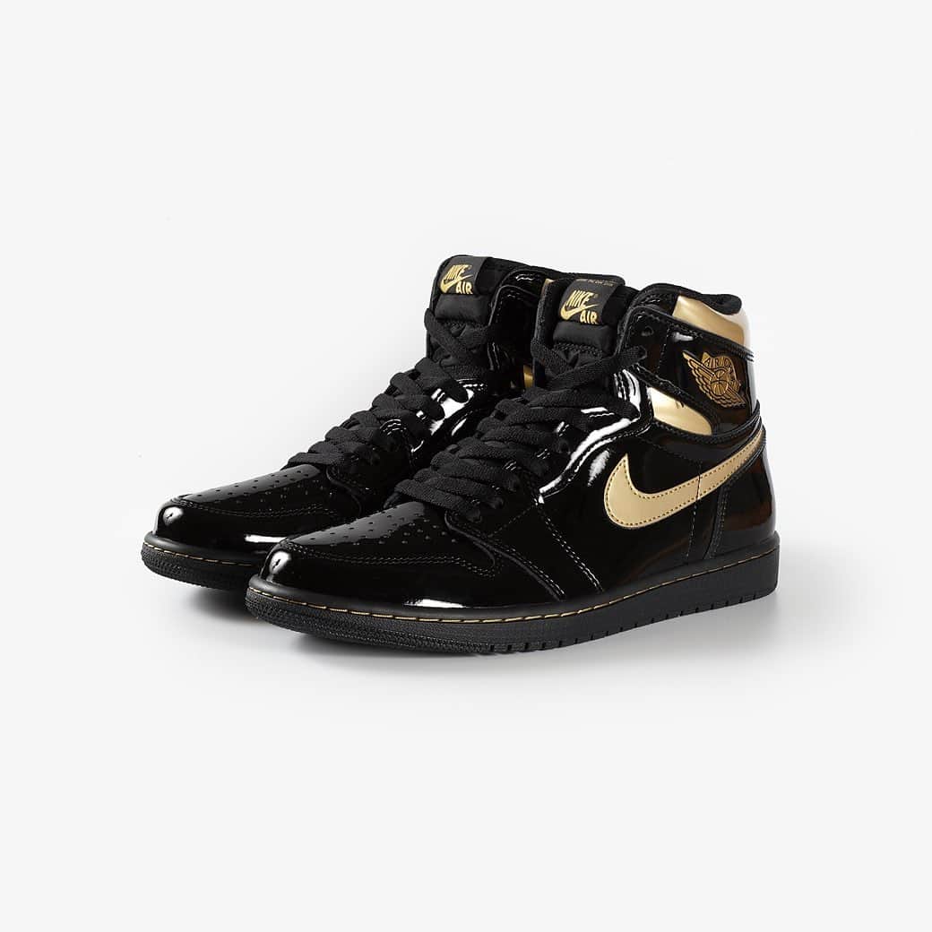 KICKS LAB. [ Tokyo/Japan ]のインスタグラム：「NIKE l "AIR JORDAN 1 RETRO HIGH OG" Black/Metallic Gold/Black l Available in Store and Online Store. #KICKSLAB #キックスラボ」