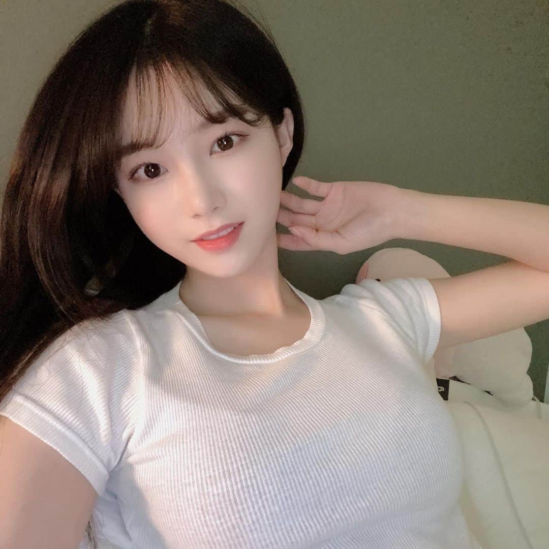 ユン・ダヨンのインスタグラム：「이건 무슨 표정이지 ?! ㅋㅋㅋㅋㅋ」