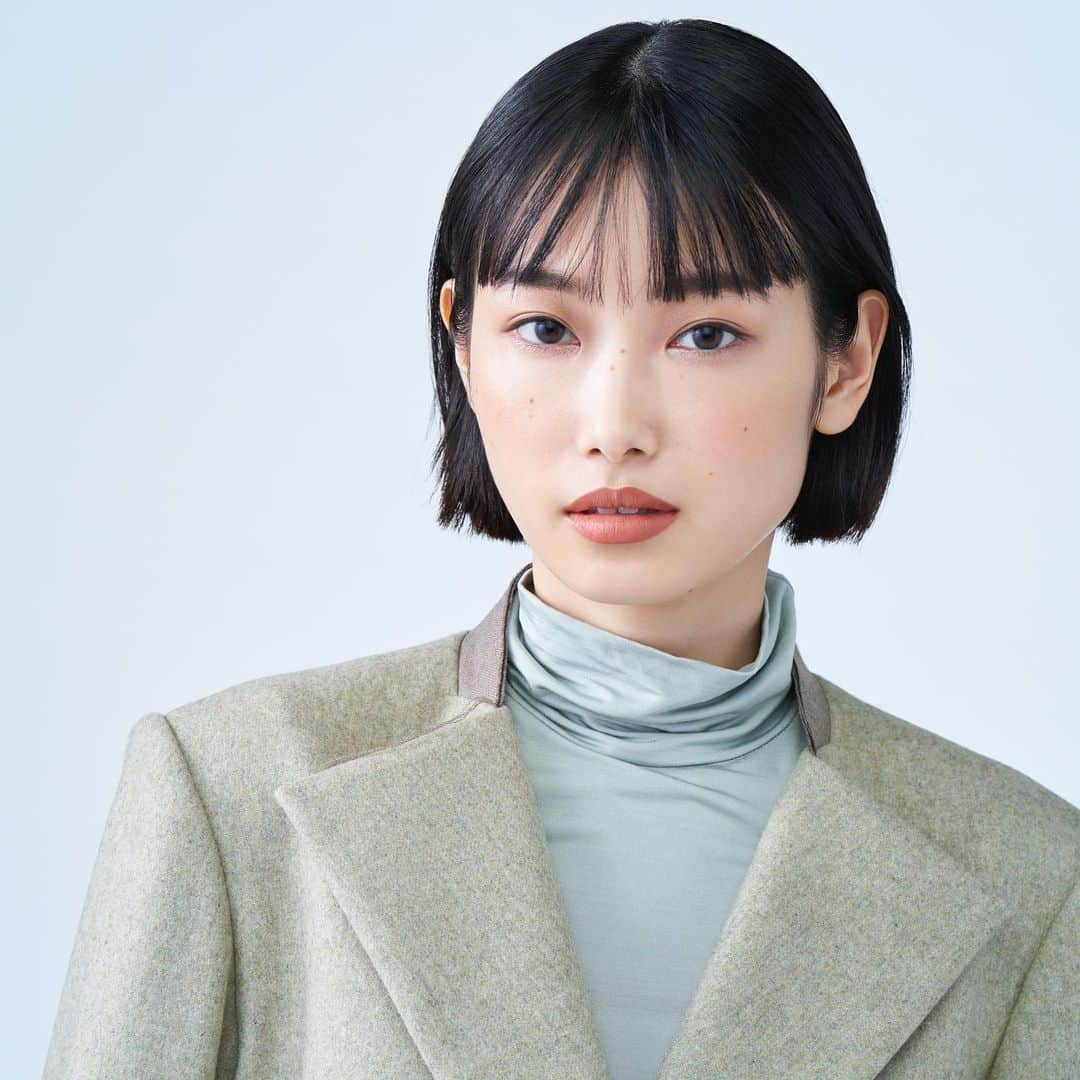 菜香のインスタグラム：「資生堂2020AWトレンドメイク&ヘアのモデルをさせていただきました✨📸 2パターンとも違う雰囲気ですごく楽しい撮影でした！ ありがとうございました✨ このメイク習得したい🥺」