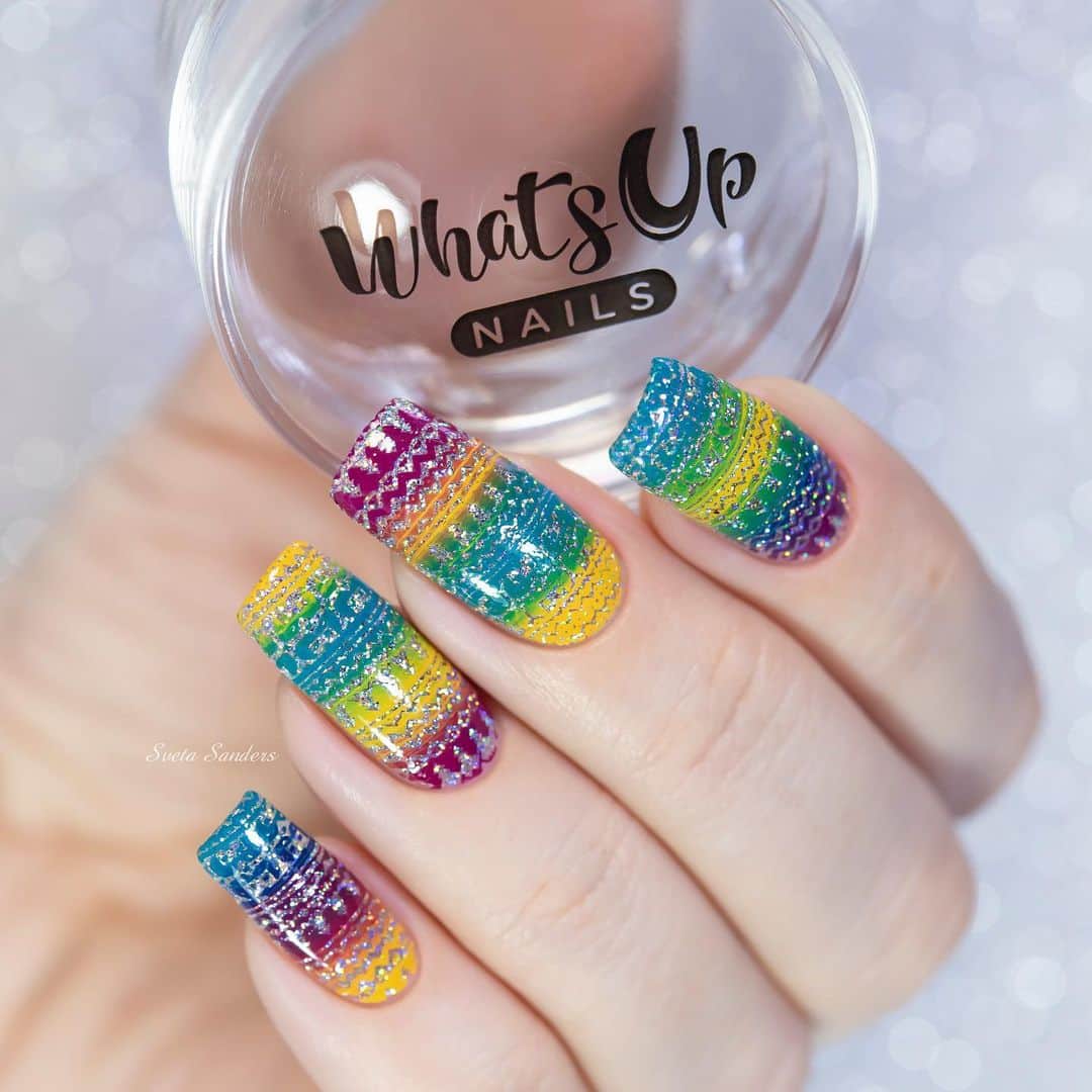 Sveta Sandersのインスタグラム：「#NailArt using stamping plate B035 by @whatsupnails ❤️」