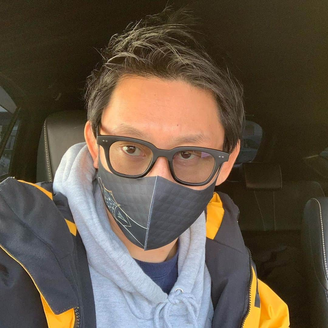 吉永啓之輔さんのインスタグラム写真 - (吉永啓之輔Instagram)「お洒落なマスク✌️ .  毎日、マスク生活だからね👍  @dieueclat_office   #デューエクレット#dieueclat#ファッションマスク #マスク #手作りマスク #立体マスク #マスク女子 #おしゃれマスク #洗えるマスク #マスク生活 #マスクコーデ #デザインマスク #かわいいマスク #ハンドメイドマスク#マスク着用#ひんやりマスク#スポーツマスク#超快適マスク#アートマスク」12月18日 11時20分 - keinosuke91