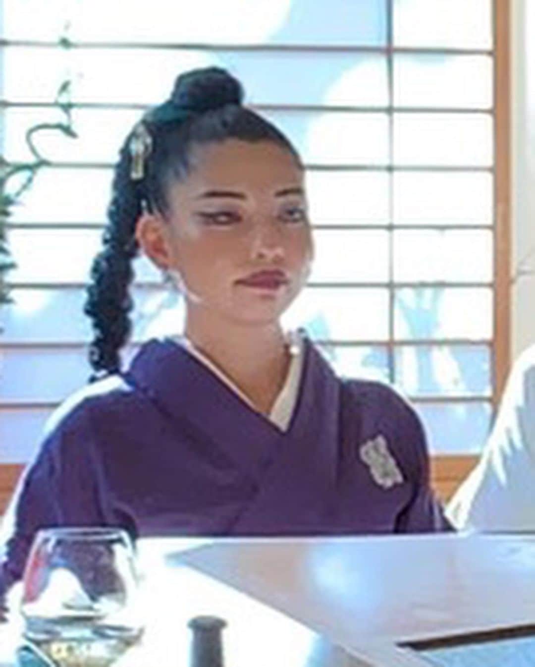 JUNのインスタグラム：「食べたいお寿司睨んでたっぽい😳😂🍣」