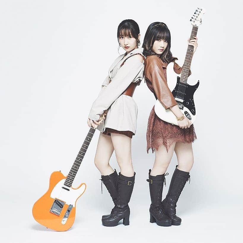 モーニング娘。'20のインスタグラム：「- . 「Fender」 . . #佐藤優樹 #横山玲奈 . .」